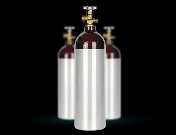 Ile kosztuje hel? Sprawdź ceny butli i ukryte koszty wynajmu