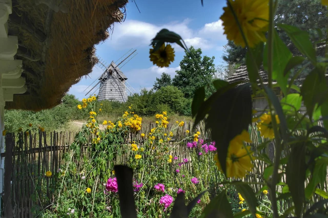 Najciekawsze skanseny w Świętokrzyskiem, które musisz odwiedzić